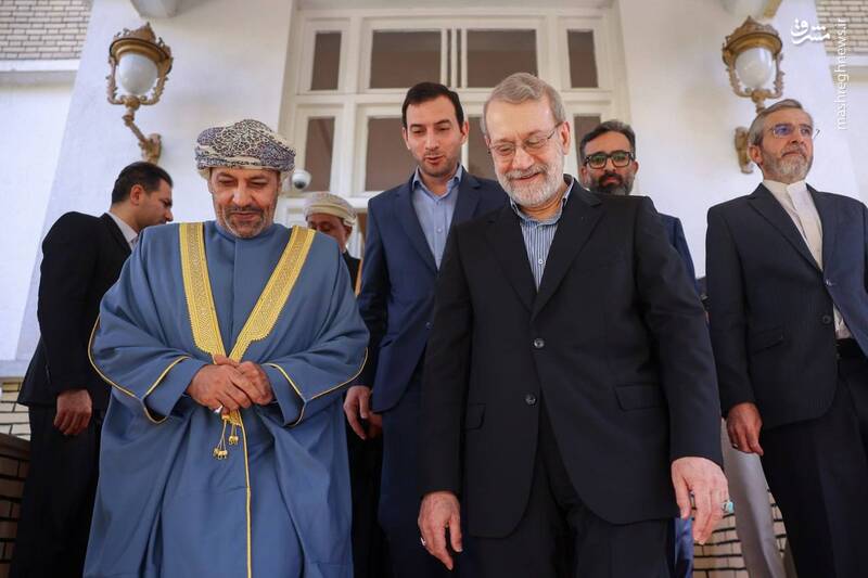 عکس / دیدار وزیر کشور عمان با علی لاریجانی 11
