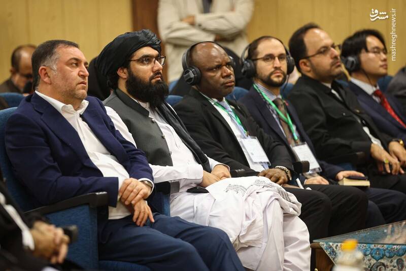 عکس / همایش سرمایهگذاری در صنعت نفت گاز و پتروشیمی با حضور قالیباف 29