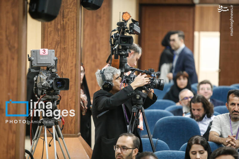 عکس / همایش سرمایهگذاری در صنعت نفت گاز و پتروشیمی با حضور قالیباف 34