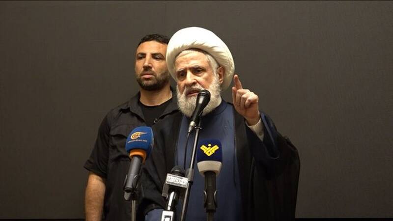 دبیرکلی که مقاومت لبنان را در سختترین شرایط بازسازی کرد/ شیخ نعیم قاسم یک سال پس از شهادت رهبر حزبالله