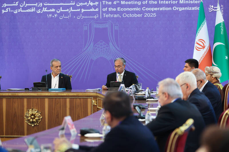 عکس / حضور رئیس جمهور در نشست وزیران کشورهای عضو سازمان همکاری اقتصادی «اکو» 30