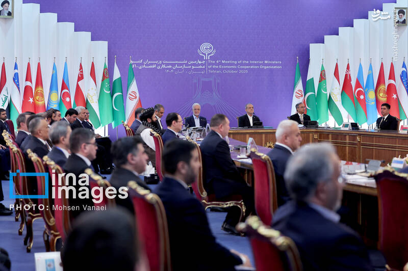 عکس / حضور رئیس جمهور در نشست وزیران کشورهای عضو سازمان همکاری اقتصادی «اکو» 21