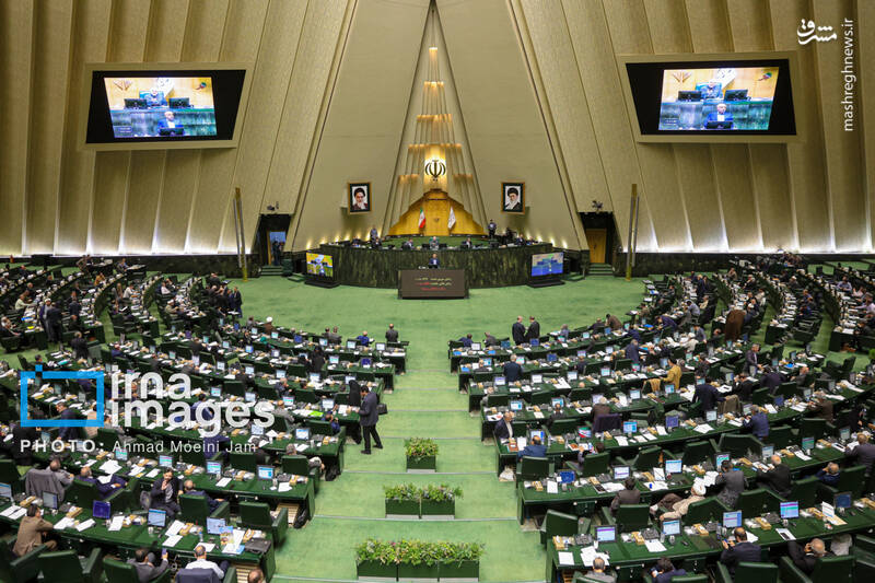 عکس / صحن علنی سه شنبه 6 آبان ماه مجلس 25