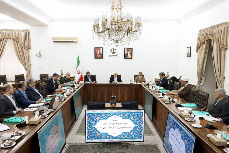 انقلاب،اسلامي،جنگ،ايران،معظم،عارف،رهبر،معاون،روزه،جبهه،روز،ك ...