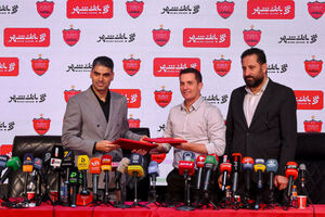 عکس / امضای قرارداد رسمی "اوسمار لوس ویرا" با پرسپولیس