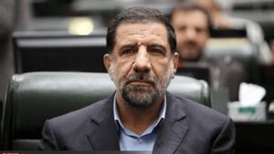 کوثری: منتقدان قالیباف، خودشان در انجام وظایف قصور داشته‌اند