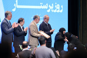 عکس / حضور پزشکیان در مراسم گرامیداشت مقام پرستار