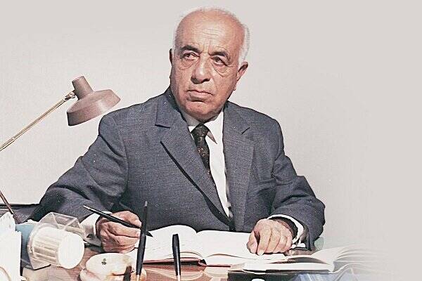 واژههای فارسی را به سخره نگیریم؛ واسپاری به لشکر واژههای بیگانه! 3