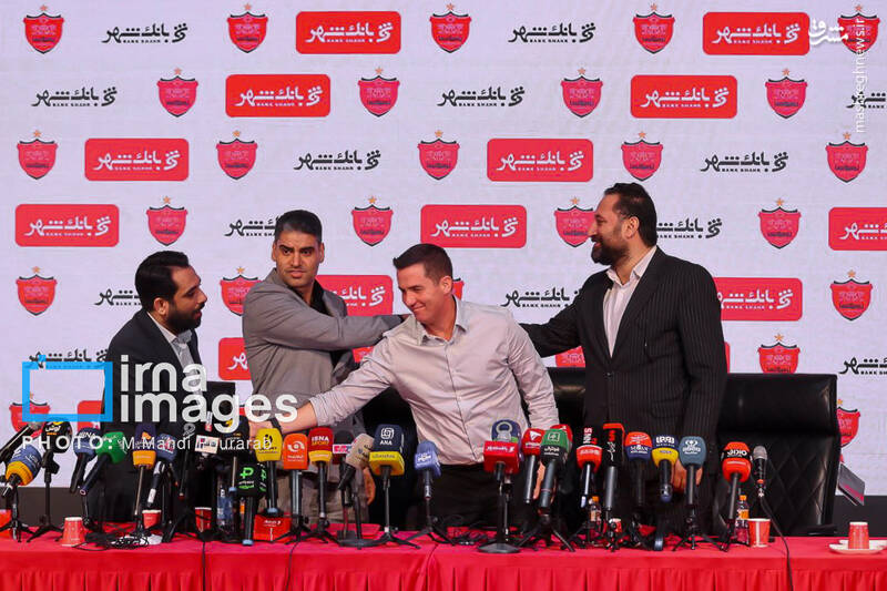 عکس / امضای قرارداد رسمی "اوسمار لوس ویرا" با پرسپولیس 8