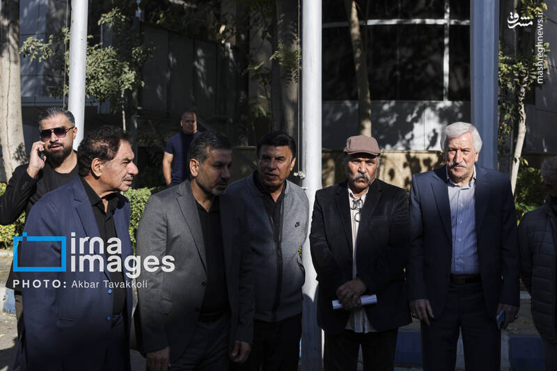 عکس / تشییع پیکر اکبر کارگر جم 7