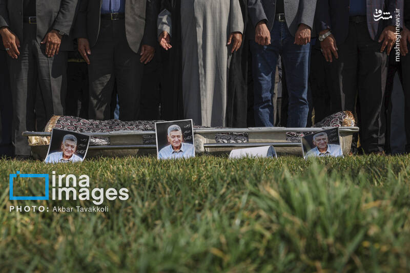 عکس / تشییع پیکر اکبر کارگر جم 46