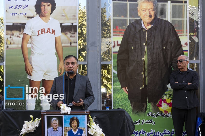 عکس / تشییع پیکر اکبر کارگر جم 35