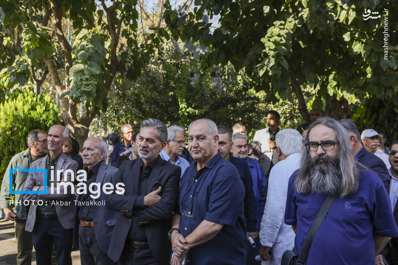 عکس / تشییع پیکر اکبر کارگر جم 34