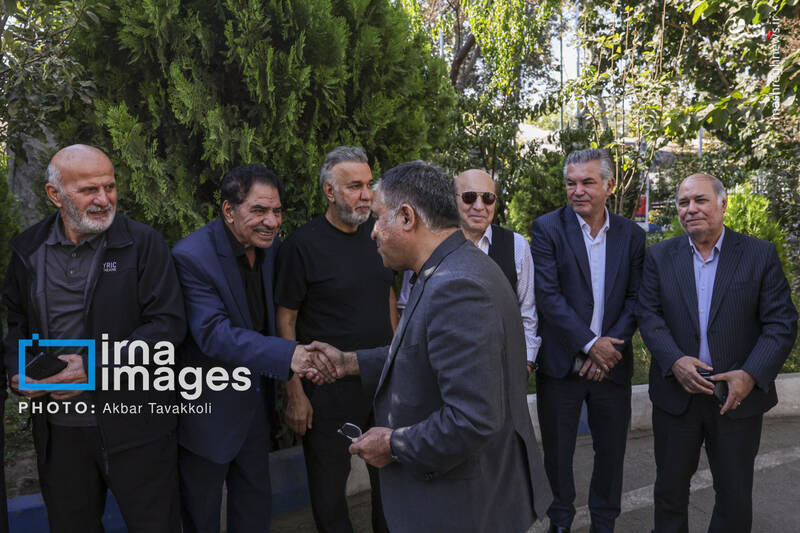 عکس / تشییع پیکر اکبر کارگر جم 29