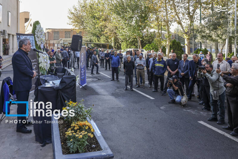 عکس / تشییع پیکر اکبر کارگر جم 9