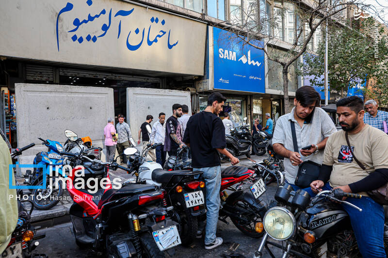 عکس / پلمب مراکز تجاری خیابان جمهوری