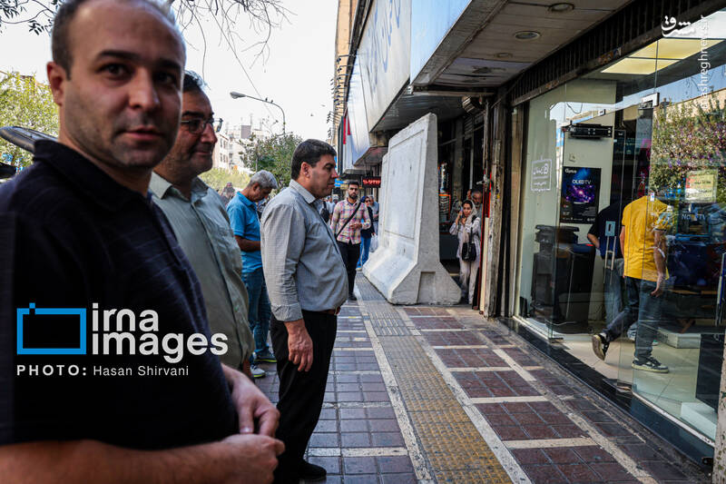 عکس / پلمب مراکز تجاری خیابان جمهوری 23