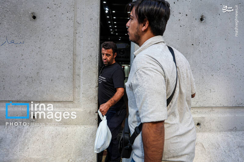 عکس / پلمب مراکز تجاری خیابان جمهوری 14