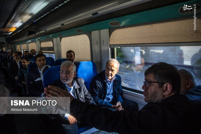 عکس / بازدید پزشکیان از خطوط راه آهن حومه‌ای استان تهران 7