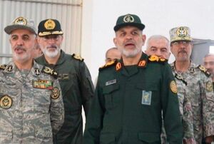 بازدید جانشین ستاد کل نیروهای مسلح از پایگاه شهید یاسینی