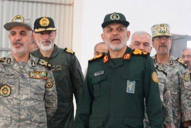 جانشين،هوايي،ارتش،بازديد،مسلح