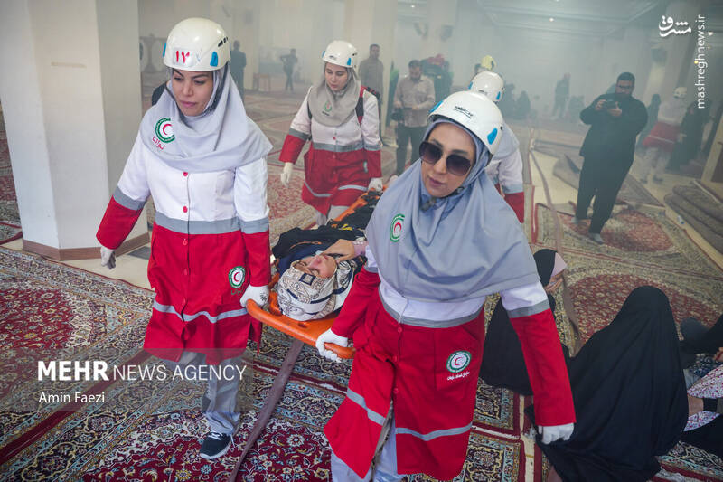 عکس / مانور امداد و نجات در حرم شاهچراغ (ع) 16