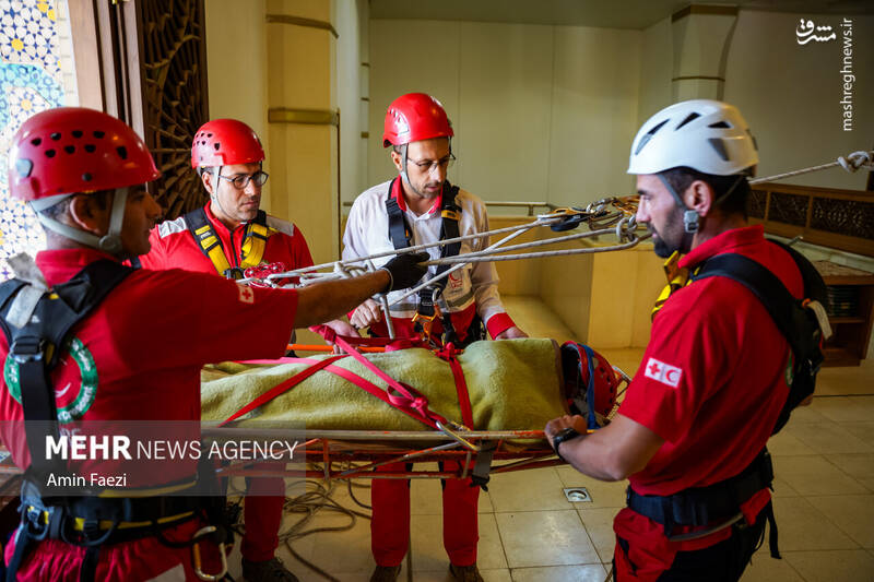 عکس / مانور امداد و نجات در حرم شاهچراغ (ع) 9