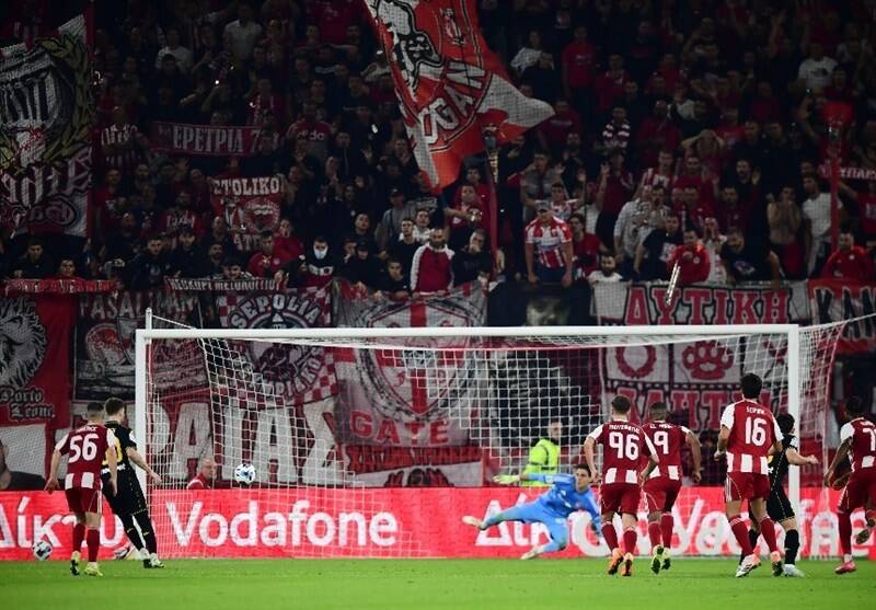 المپياكوس،فوتبال،آريس