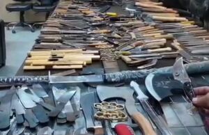 فیلم / کشف 511 قبضه سلاح سرد در شهرستان قدس