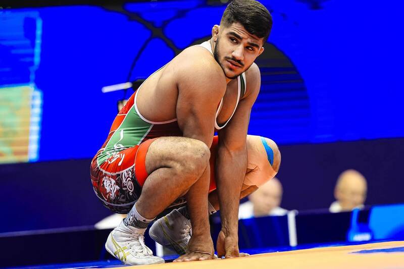 فرخی: از سنندج تا شیراز ته اتوبوس گریه کردم/ نقطه عطف زندگی تختی، ادامه دادنش بود/ فوتبال پارتی‌بازی و مافیاست