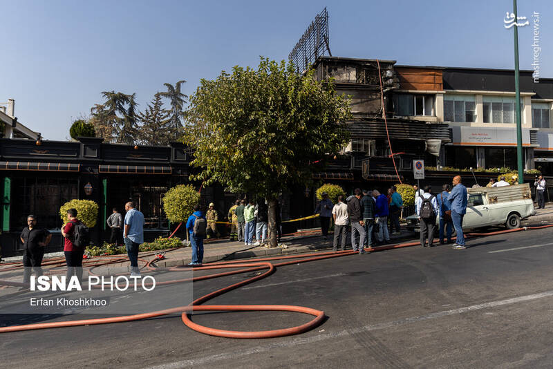 عکس / آتش‌سوزی یک رستوران در شهرک غرب 33