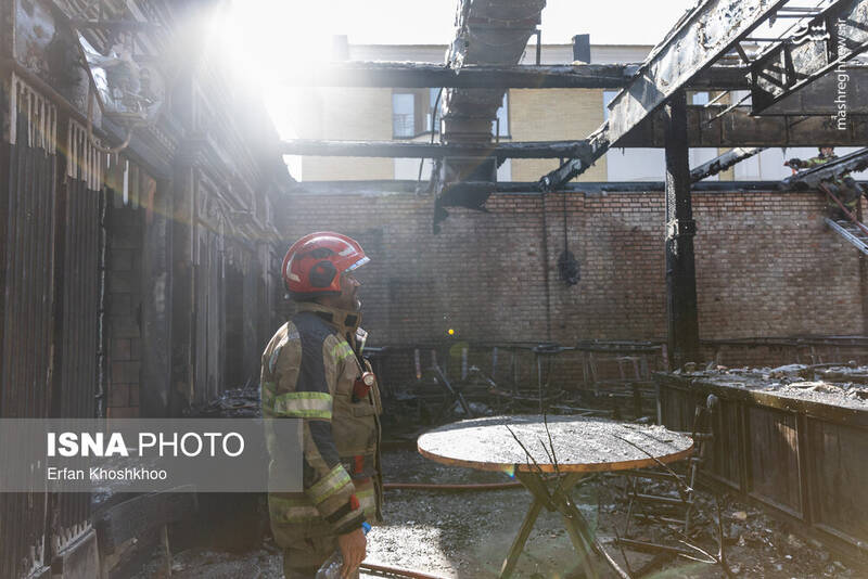 عکس / آتش‌سوزی یک رستوران در شهرک غرب 25