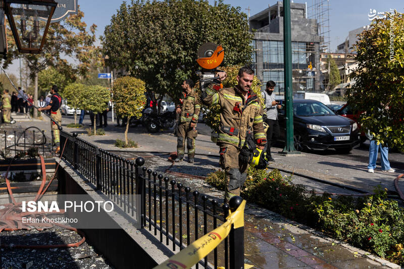 عکس / آتش‌سوزی یک رستوران در شهرک غرب 6