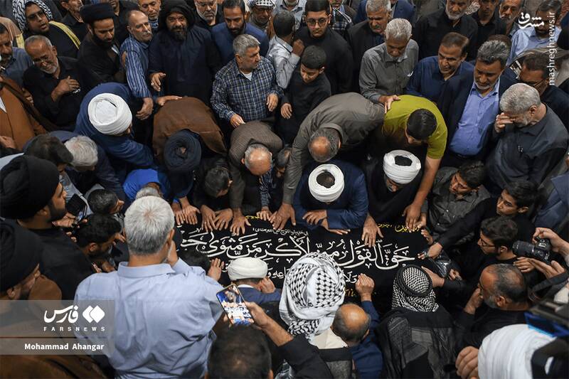 عکس / تشییع پیکر آیت‌الله سید طیب موسوی در اهواز 14