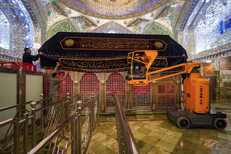 عکس / ضریح امیرالمومنین در عزای همسرش سیاهپوش شد 2