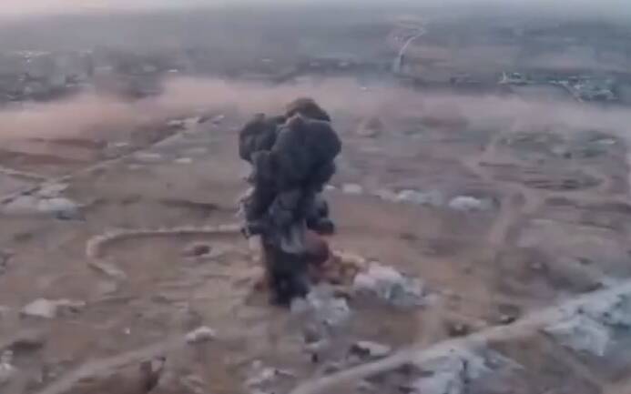 تصاویر هوایی از لحظه انهدام خانه فلسطینی‌ها در غزه