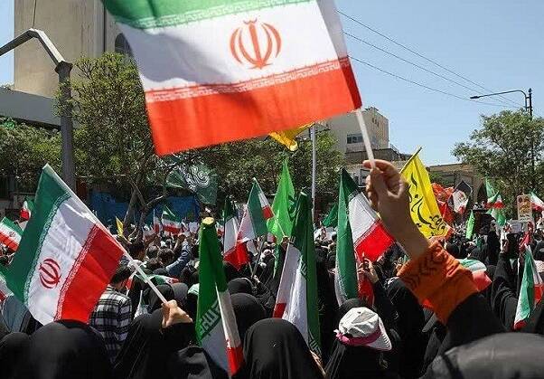 استكبار،آبان،ملت،ايران،جهاني،آمريكا،اسلامي،تبليغات،مقاومت،فل ...