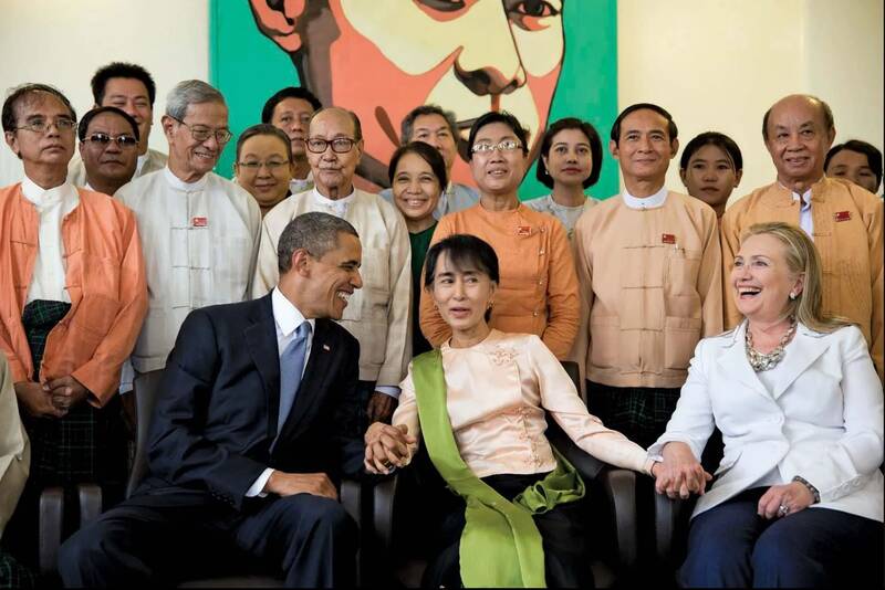 رمانتیکسازی آشوب با اسم رمز «زنانه»// خوشاقبالی آلاء صلاح و نرگس محمدی در جستن از تیر غیب!+عکس