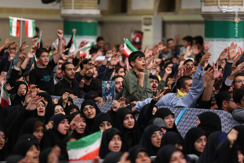 عکس/ دیدار هزاران دانشآموز و دانشجو با رهبر انقلاب