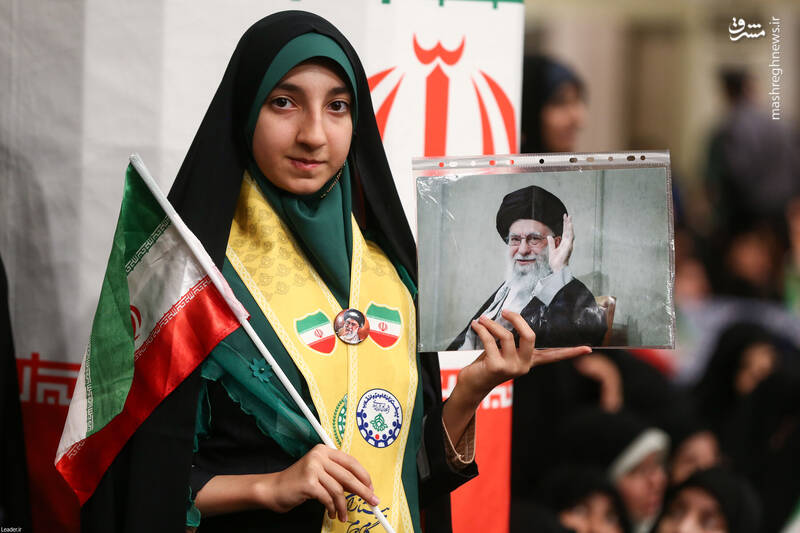 عکس/ دیدار هزاران دانشآموز و دانشجو با رهبر انقلاب