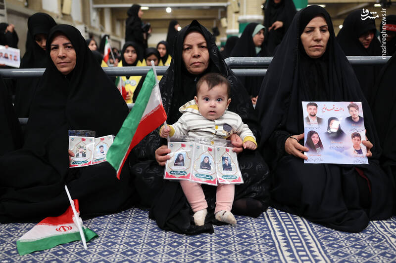 عکس/ دیدار هزاران دانشآموز و دانشجو با رهبر انقلاب