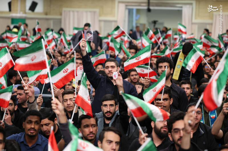عکس/ دیدار هزاران دانشآموز و دانشجو با رهبر انقلاب