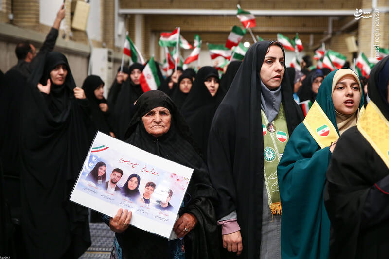 عکس/ دیدار هزاران دانشآموز و دانشجو با رهبر انقلاب