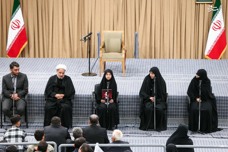 عکس/ دیدار هزاران دانشآموز و دانشجو با رهبر انقلاب