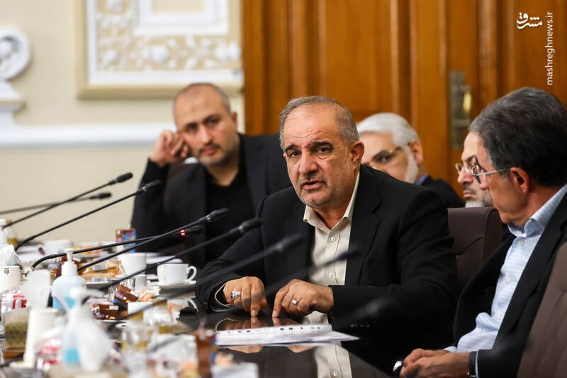 عکس / جلسه شورای هماهنگی مجلس با حضور قالیباف 20