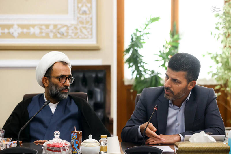 عکس / جلسه شورای هماهنگی مجلس با حضور قالیباف 15