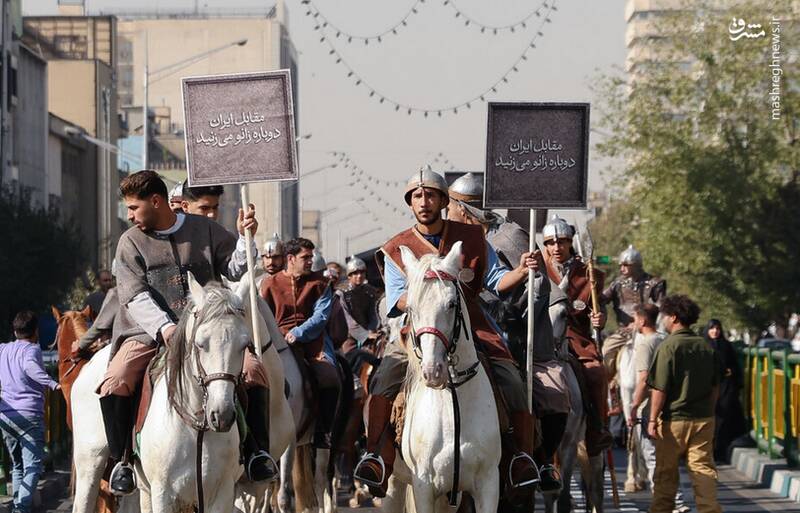 عکس/ رژه سربازان هخامنشی در خیابان انقلاب تهران