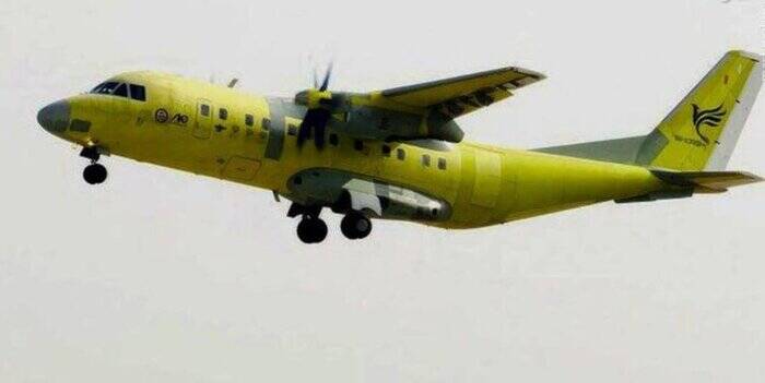 ایران در جمع بزرگان هواپیماسازی جهان؛ پرواز آزمایشی «سیمرغ» ایرانی