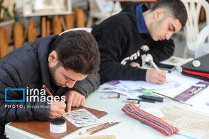 از تبلت تا تخته‌سیاه؛ چرا اروپا به آموزش سنتی بازمی‌گردد؟