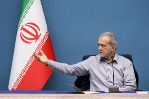 تقلای مافیا بیهوده‌ست؛ پزشکیان بیدار است